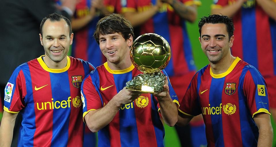 A La Masia utolsó aranygenerációja (balról): Iniesta, Messi és Xavi