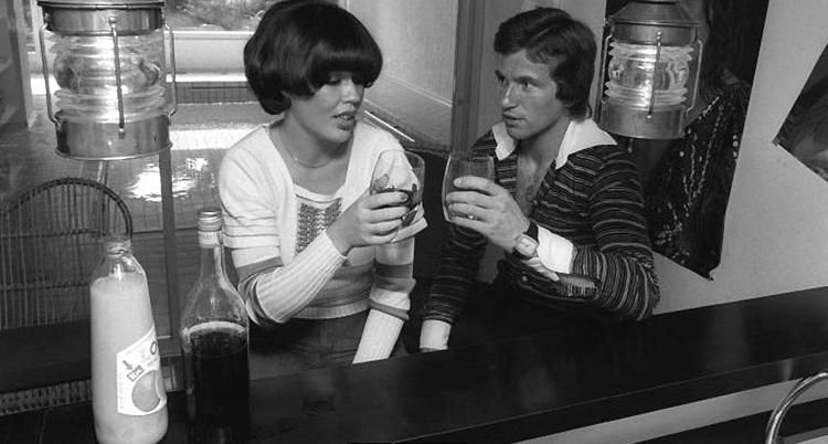 Jupp Heynckes a feleségével, Irisszel koccint 1976-ban (forrás: bundesliga.de)