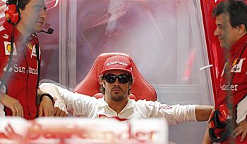 Fernando Alonso egyáltalán nincs elkenődve