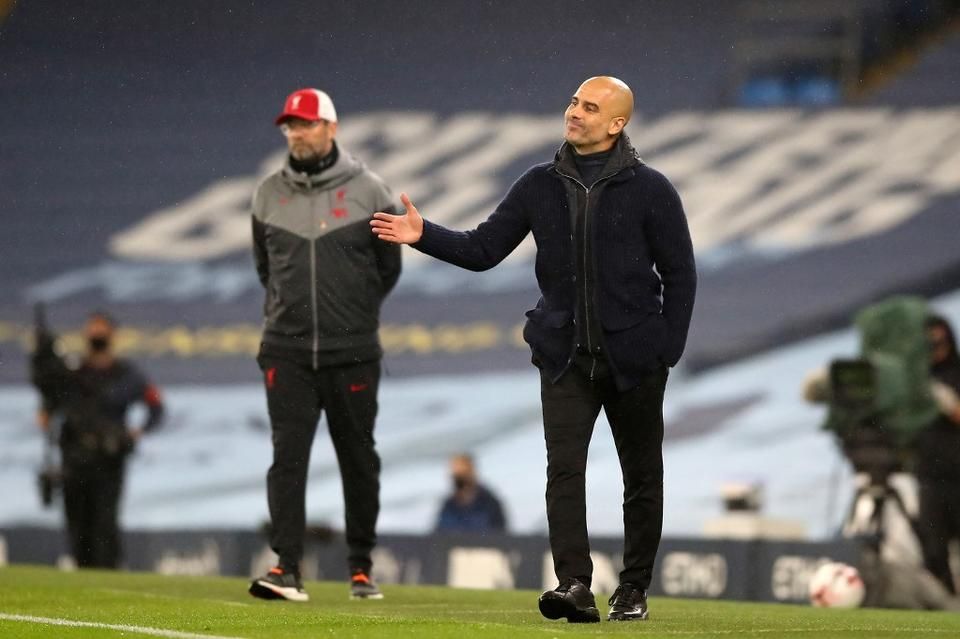 Egyelőre Pep Guardioláék állnak előrébb, de Jürgen Kloppot és a Liverpoolt sem kell félteni (Fotó: AFP)