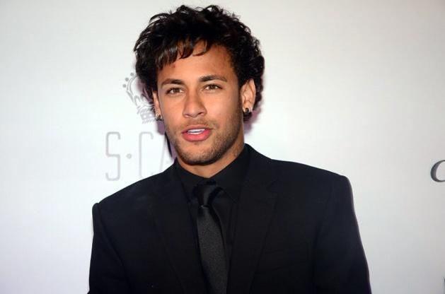 Neymar új frizurája (Fotó: AFP)