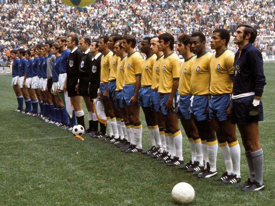 A brazil és az olasz válogatott 1970. június 21-én, a világbajnoki döntő előtt