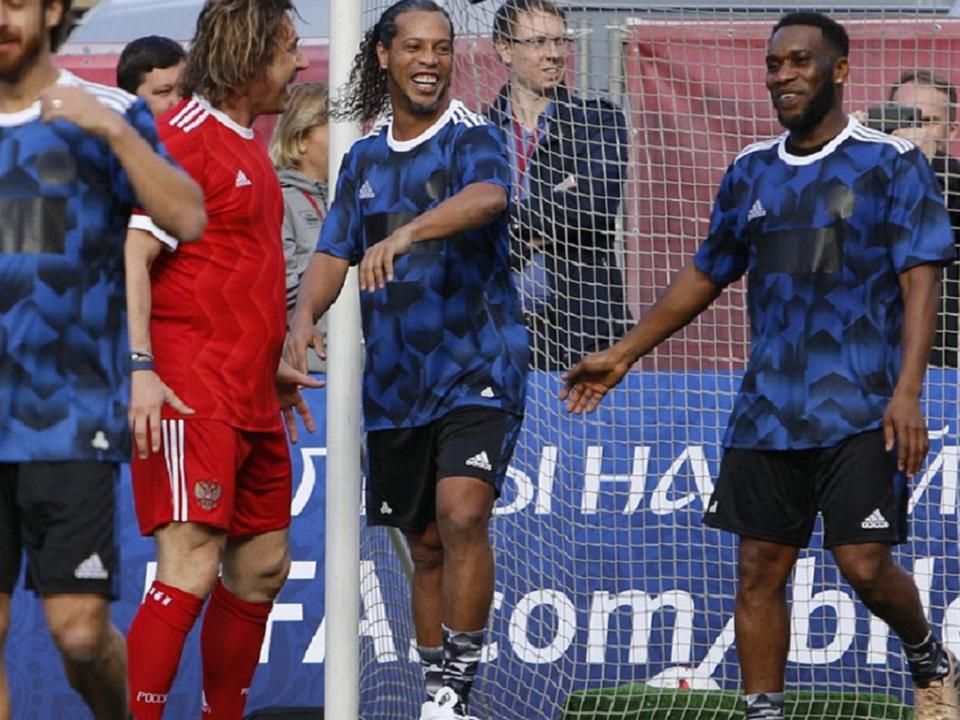 „Sok nagyszerű futballistával játszottam együtt, a legjobb Ronaldinho volt” (Fotó: AFP)