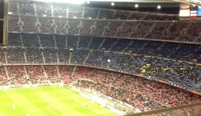 Igen csak foghíjas ma este a Camp Nou lelátója (Fotó: Twitter)
