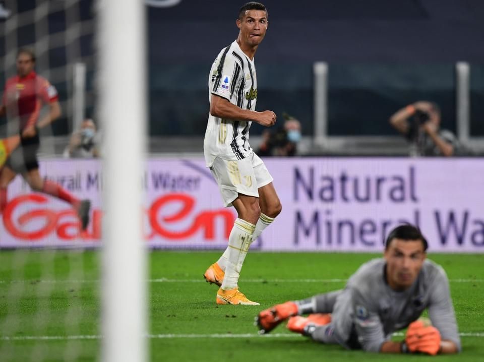 Cristiano Ronaldo négyből a negyedik Sampdoria elleni bajnokiján is betalált (Fotó: AFP)