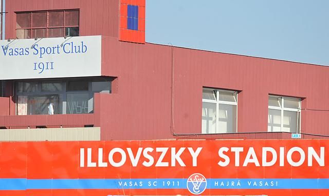 Az Illovszky-stadion nem tartozik a legmodernebb létesítmények közé (Fotó: NS-archív)