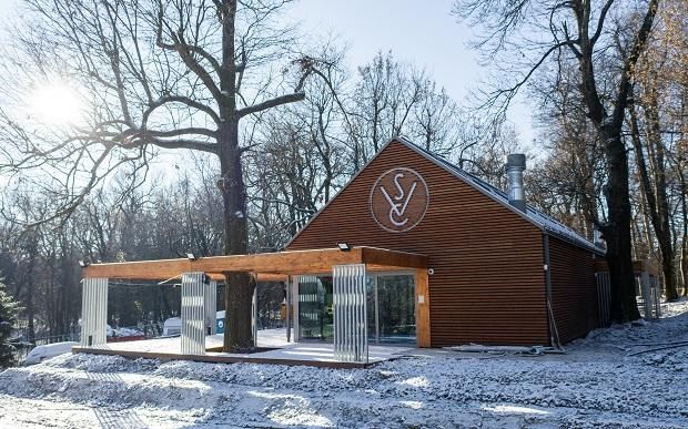 A klub sízői örömére december 22-én adják át a Normafán az újjáépített Vasas-síházat (Fotó: Vasas SC)