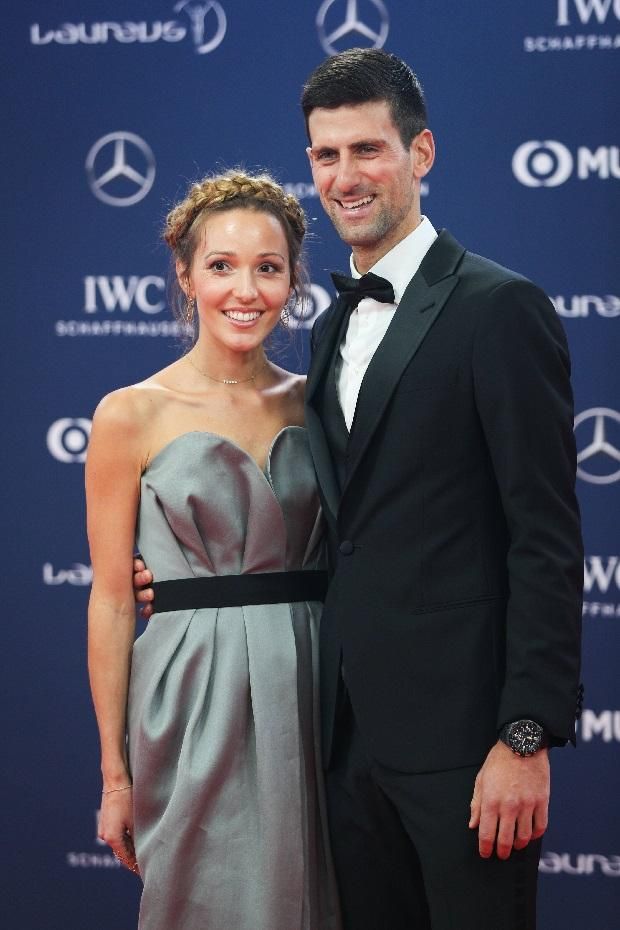 Novak Djokovics felesége, a nyugodt családi hátteret megteremtő Jelena oldalán (Fotó: Imago Images)