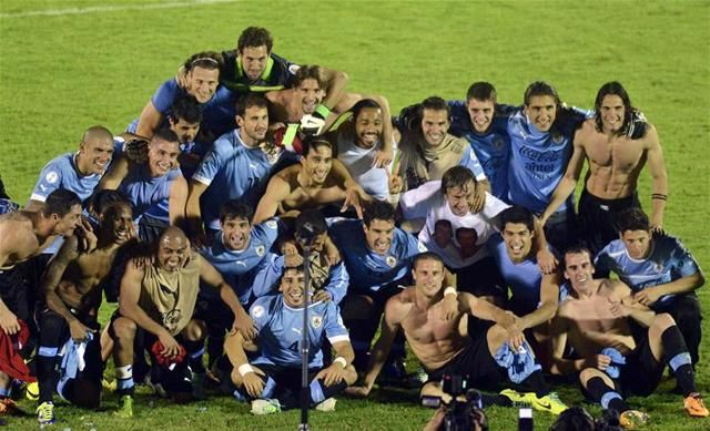 Utolsó kijutóként Uruguay tette teljessé a harminckettes vb-mezőnyt. KATTINTSON A GALÉRIÁHOZ! (Fotó: Reuters)