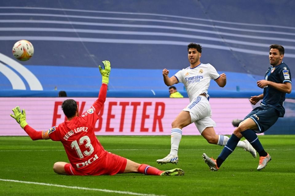 Asensio remek gólt szerzett (Fotó: AFP)