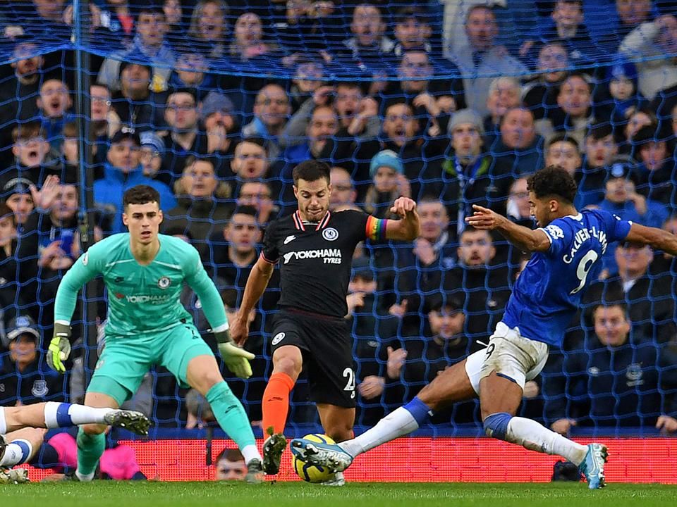 Calvert-Lewinnal két gólt rúgattak a Chelsea-játékosok (Fotó: AFP)
