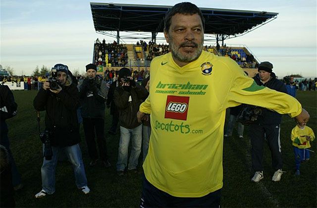 2004-ben egy mérkőzést játszott a Garforth Town nevű angol kis csapatban (Fotó: Action Images)