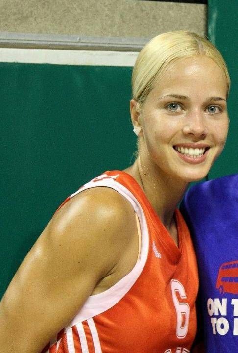 Antonija Misura horvát kosárlabdázó (Fotó: facebook.com/pages/Antonija-Mišura)