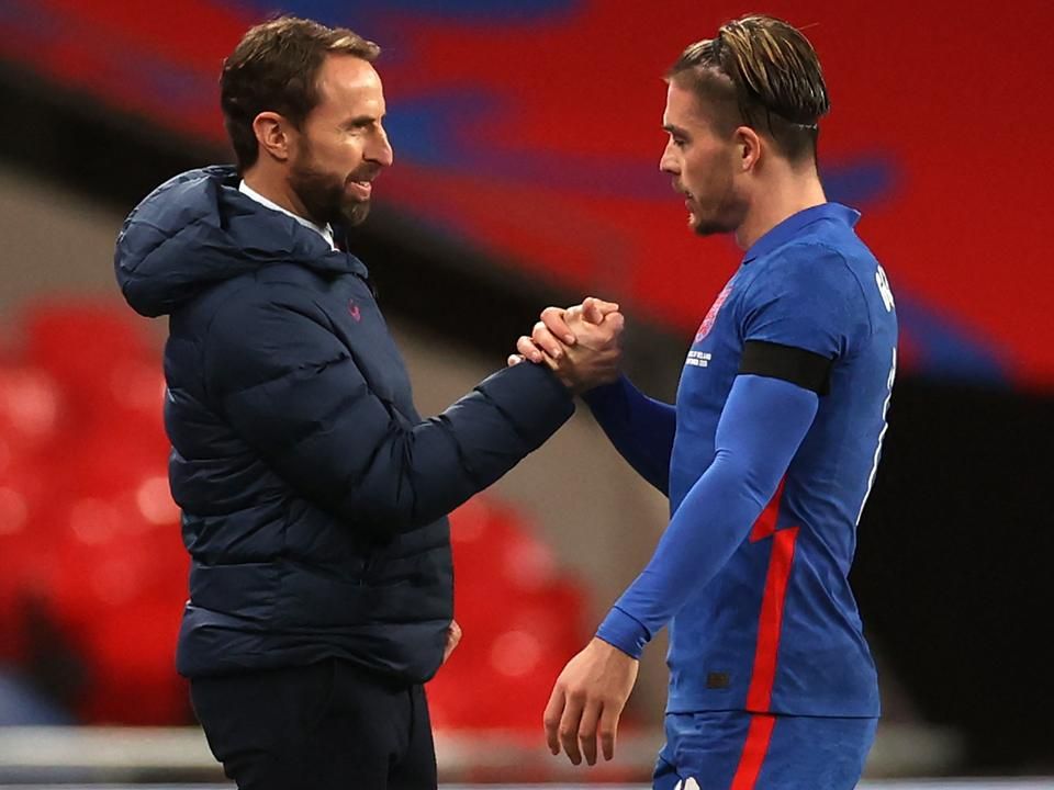Grealish és Southgate egy barátságos válogatott mérkőzésen (Forrás: AFP)