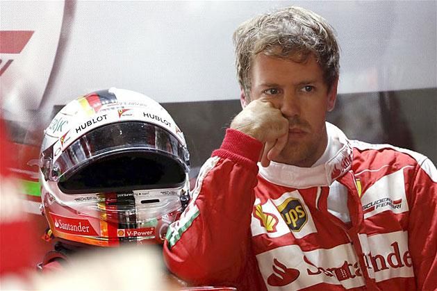 Vettel ziccert hibázott Hamilton büntetése után