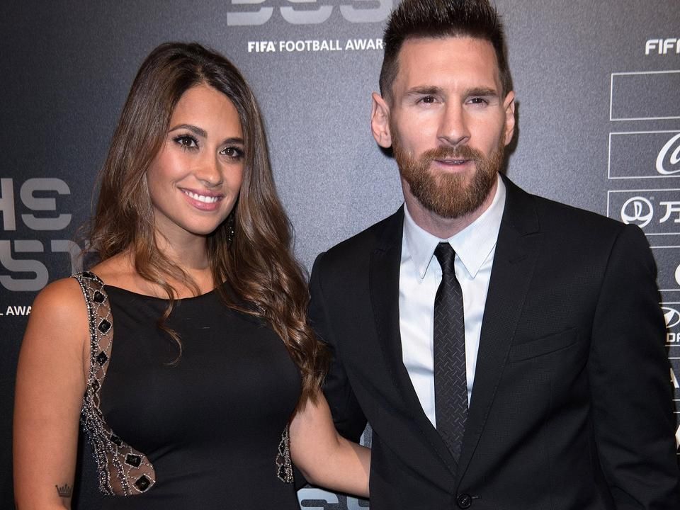 Lionel Messinek és Antonella Roccuzzónak hamarosan megszületik a harmadik gyermekük