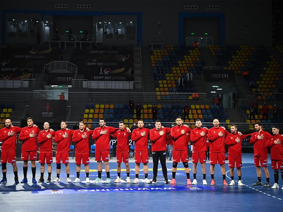 A magyar válogatott a Zöld-foki-szigetek elleni meccs előtt (Fotó: AFP)
