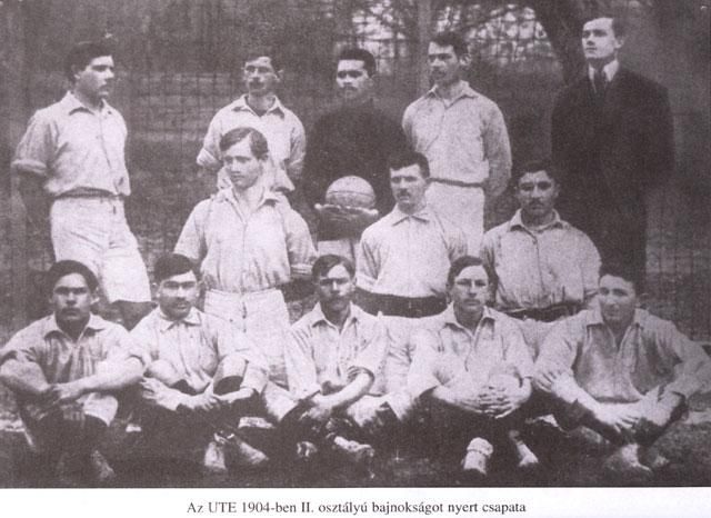 (Fotó: Hajrá lilák! Újpest futballtörténete 1885 – 2002)
