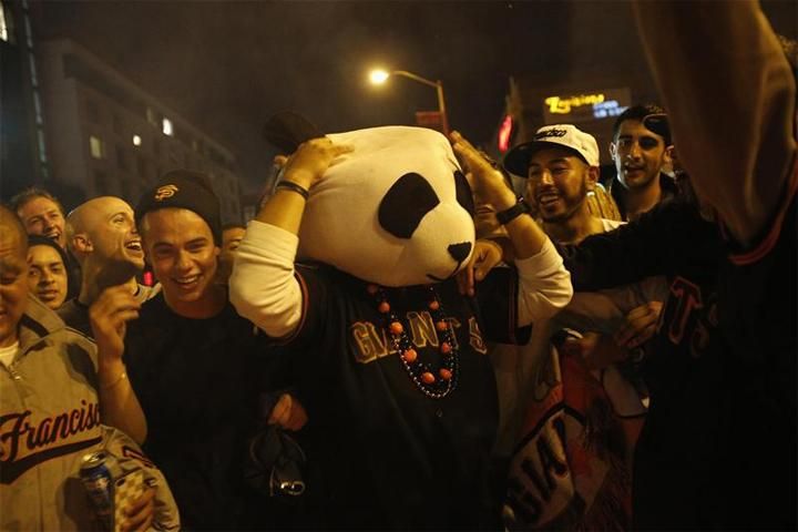 De hogy kerül ide Kungfu Panda? (Fotók: Action Images)