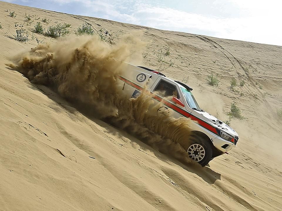 Ezúttal is elindul a páros (Fotó: Opel Dakar Team)
