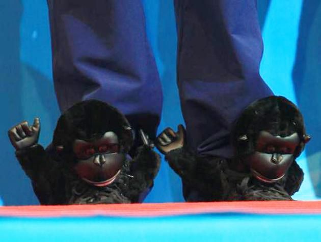 A majmos cipő december 13-án volt vele a dobogón (forrás: usatoday.com)