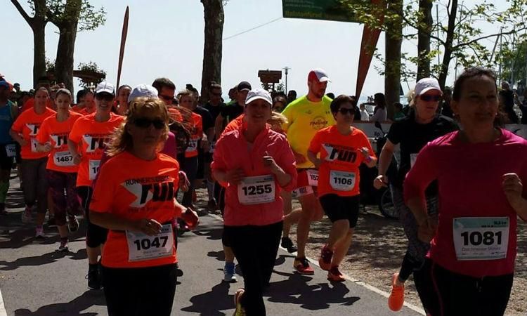 Több mint ezerötszázan futottak az áprilisi Runner's World Run mezőnyében Balatonfüreden