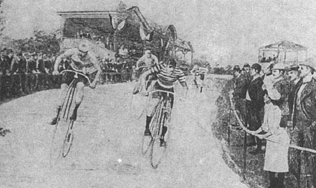 Az a bizonyos első magyarországi kerékpárpálya Palicson a XIX. század utolsó évtizedéből