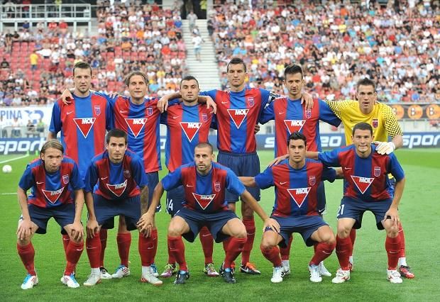 2010–2011: a Videoton első élvonalbeli bajnokcsapata (az álló sorban jobbról a második Horváth)