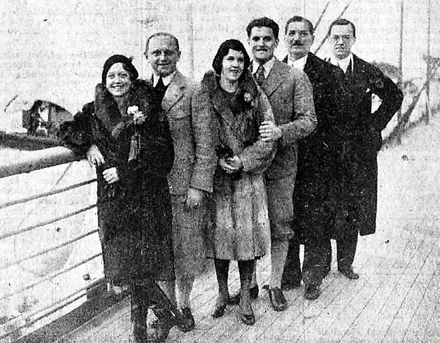 Úton a Lake Placid-i téli olimpiára, a hajó korlátjánál elöl Orgonista Olga, mögötte Szalay Sándor
