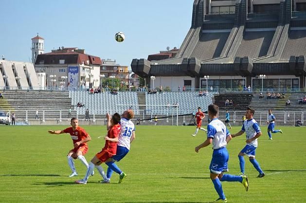 A piros mezes KF Prishtina nyerte a finálét (Fotó: ffk-kosova.com)