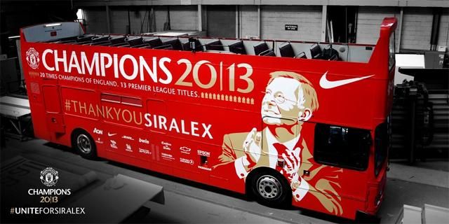 Extra kép 2: Ez a busz viszi végig a MU játékosait Manchesteren (Fotó: facebook.com/ManUtd)