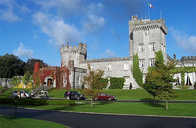 Dromoland Castle: itt tényleg csak olcsó, szerény lagzit lehet tartani... (Fotó: wikipedia.org)