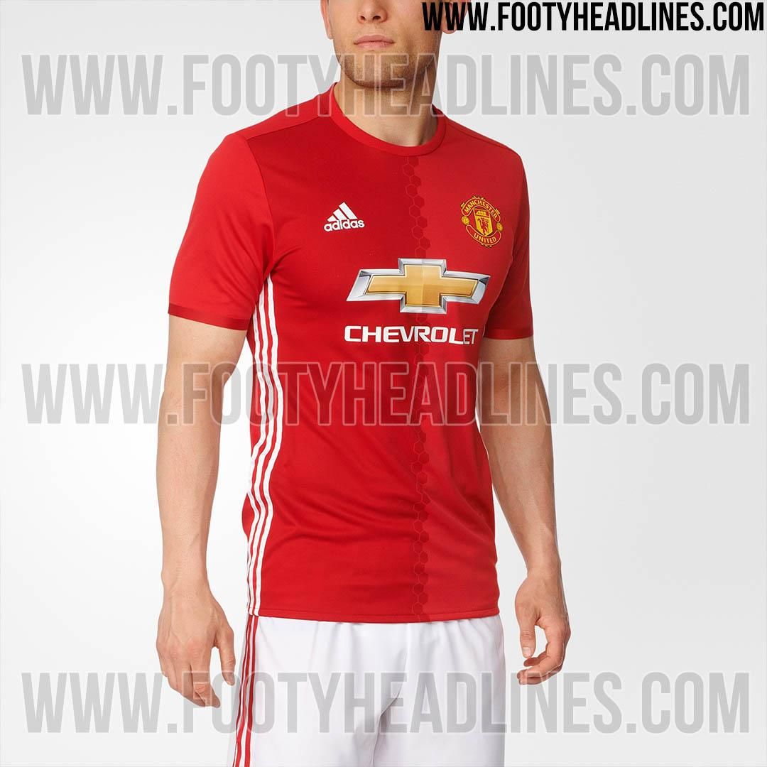 Kétszínű! Megújul az új idényre a Man. United meze? (Fotó: footyheadlines.com)