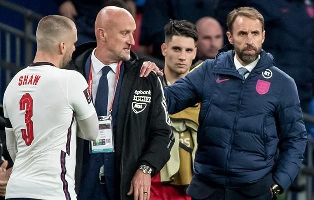 Gareth Southgate patted Marco Rossi's shoulder after the 1-1 draw in London - he could do it again (Photo: Károly Árvai)