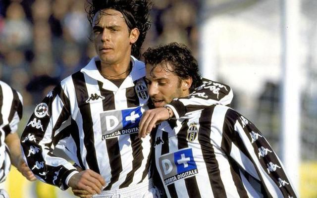 Filippo Inzaghi és Alex Del Piero, itt még mindketten a Juve mezében ünnepeltek