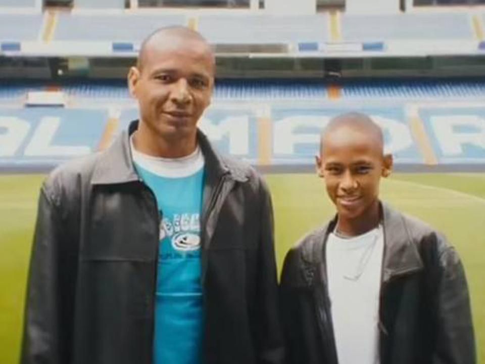 Neymar és édesapja a Bernabéuban