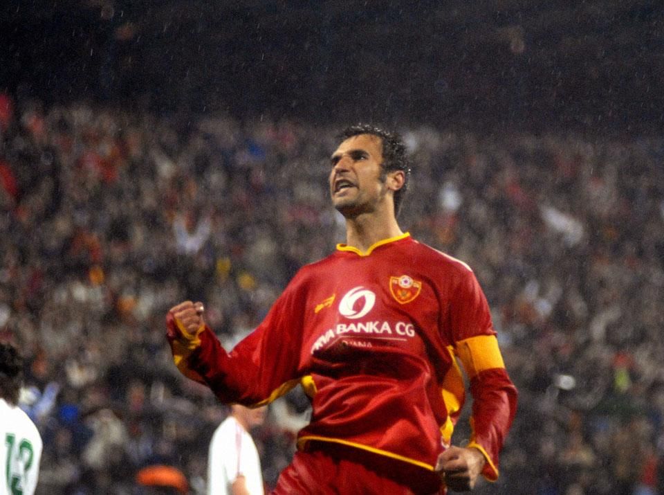 Mirko Vucsinics lőtte a montenegrói futballválogatott történetének első gólját – éppen a mieink ellen (FOTÓ: AFP)