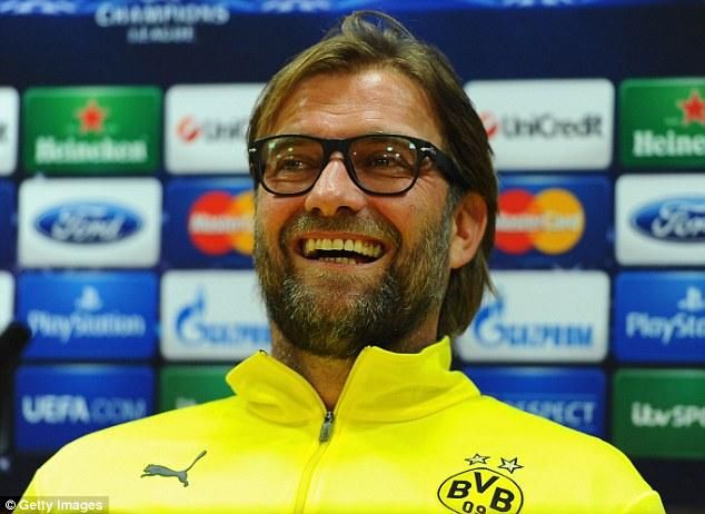 Ezek itt Jürgen Klopp fogai. Lehet összehasonlítani a mintadarabbal (forrás: Daily Mail)