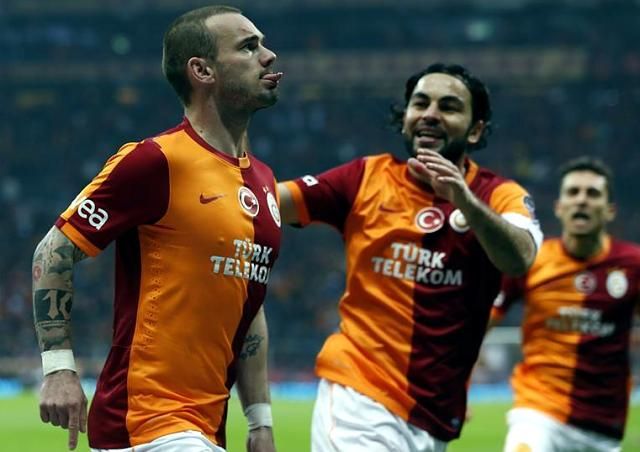 Sneijder gólja döntött: a találat megtekintéséhez kattintson a képre! (Fotó: Action Images)