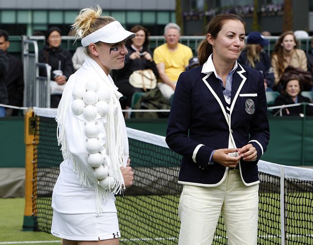 Bathanie Mattek-Sands wimbledoni ruhája (Fotó: eurosport.yahoo.com)