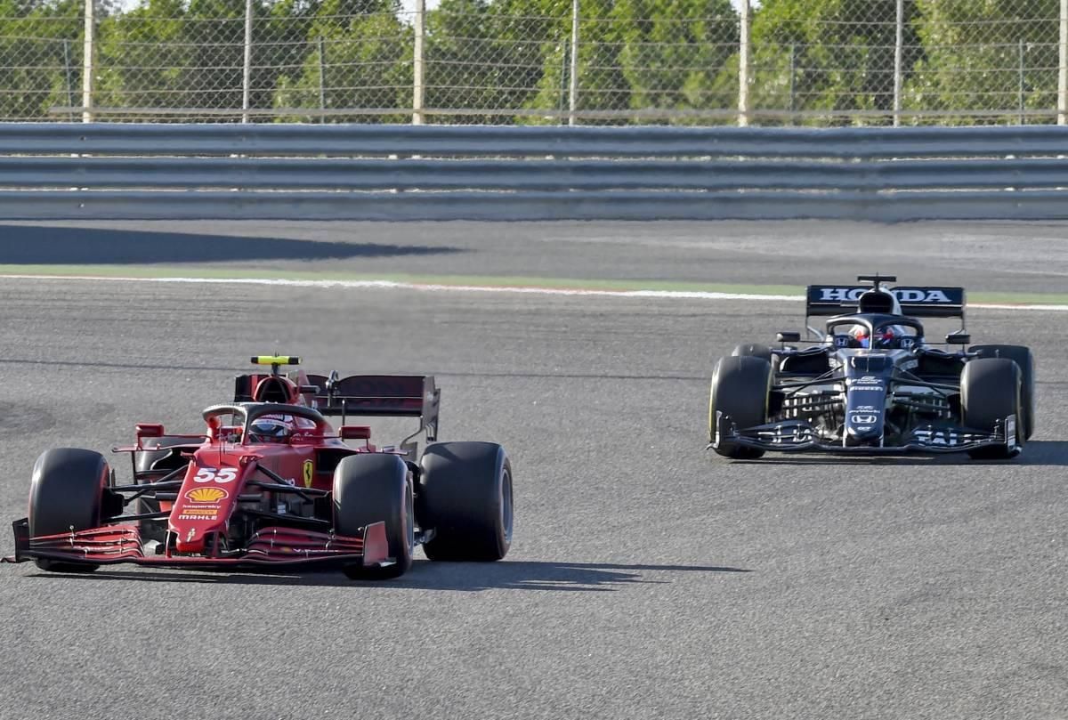 Javult a Ferrari, de vajon ez mire lesz elég? (Fotó: AFP)