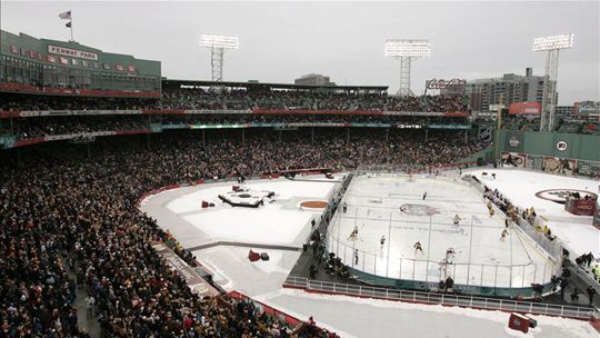 Winter Classic a bostoni Fenway Parkban (Fotó: Reuters)