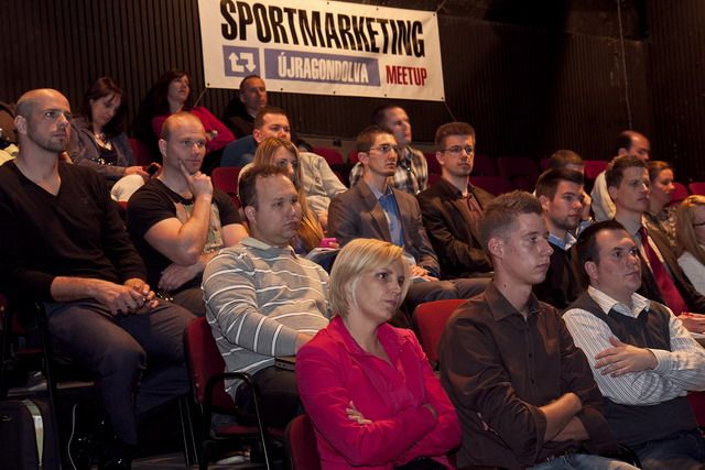 A hallgatóságnak is lehetősége volt kérdezni az előadóktól (Fotók: Bányász Péter - photolab.hu)