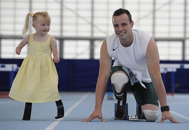 Oscar Pistorius és Ellie Challis (Fotók: Mail Online / Andy Hooper)