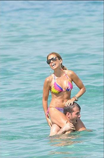 Rafael és Sylvie van der Vaart Saint-Tropez-ban (Fotók: nieuwsblad.be)