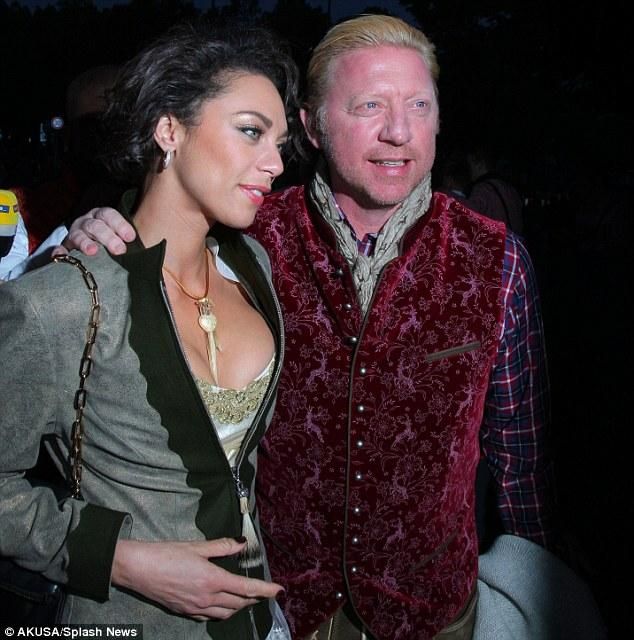 Boris Becker és fiatal felesége sem hagyta volna ki az Oktoberfestet (forrás: Daily Mail)