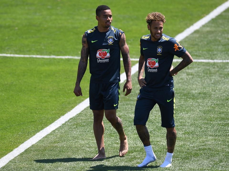 Gabriel Jesus és Neymar már-már testvéri viszonyt ápol (Fotó: AFP)