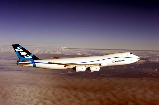 Boeing 747 8