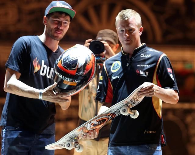 Räikkönennek a versenyen kívül is volt kötelezettsége (Fotó: Czerkl Gábor)