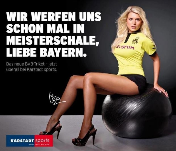 Egyet kap a Bayern... (Fotó: Karstadt Sports)